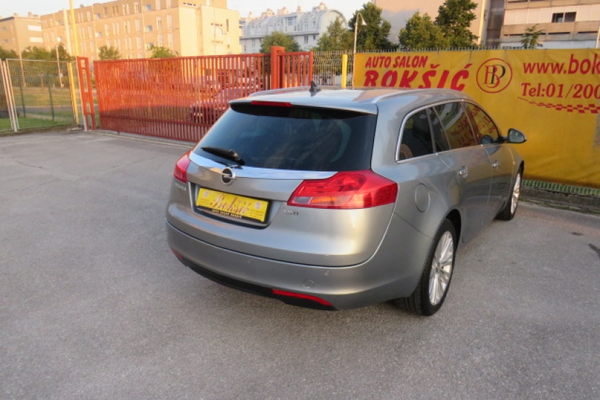 OPEL INSIGNIA 2,0 CDTI COSMO SPORT